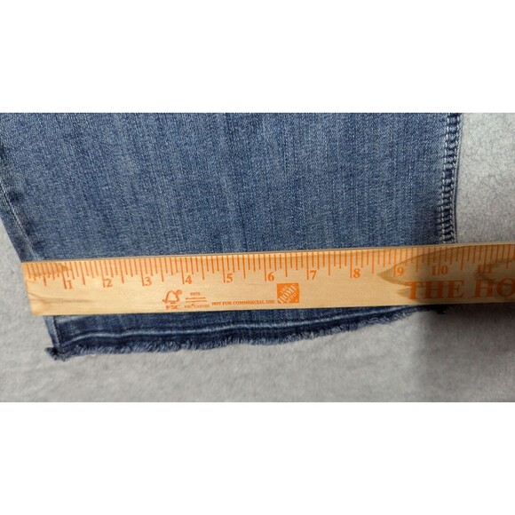Ariat Denim Women Jeans 32Rx31 Trouser Boot Leg Raw Frayed Hems Light Wash - Picture 14 of 15